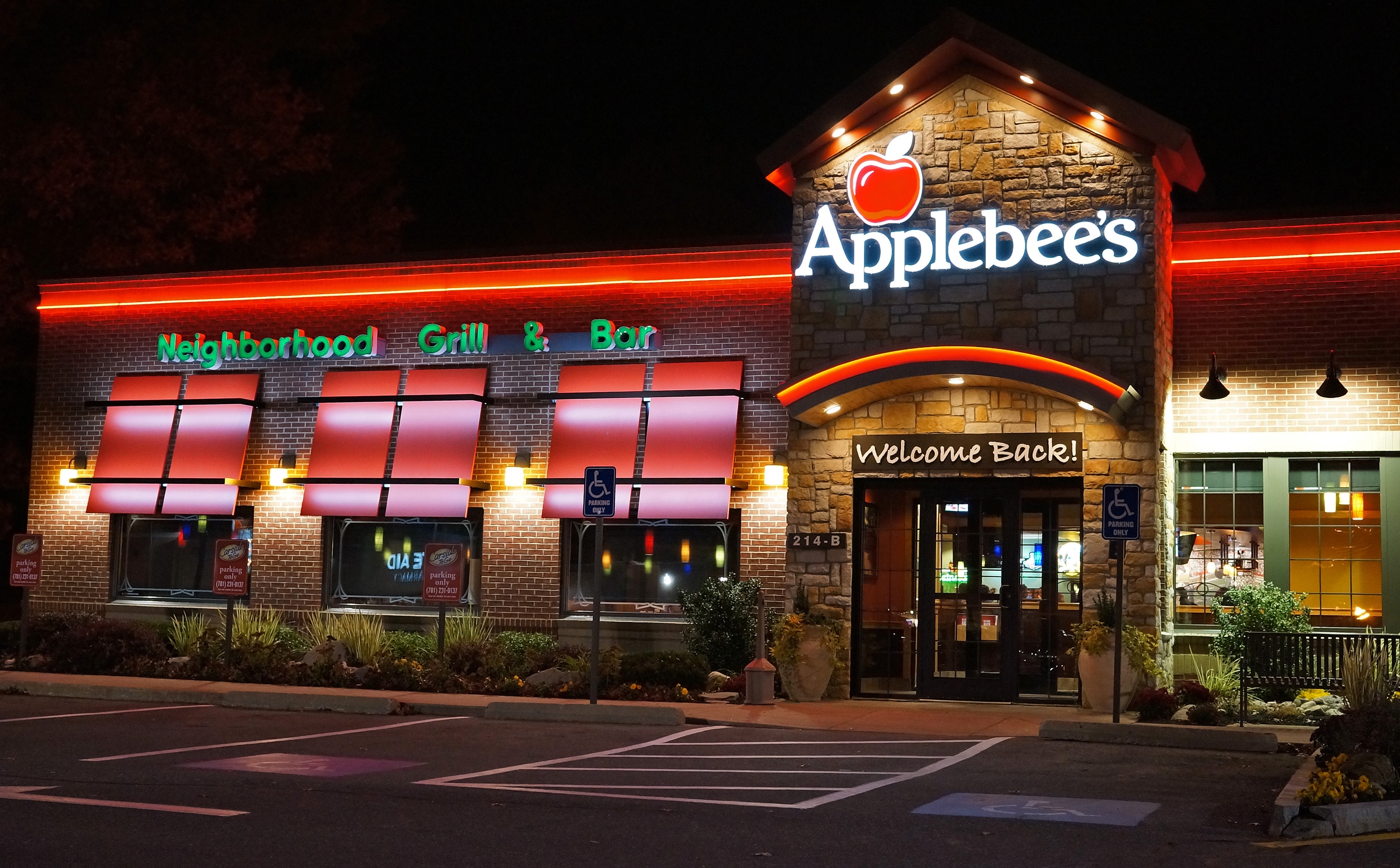 Applebee’s scored a ‘Fancy Like’ recovery in 2021 Nation's Restaurant